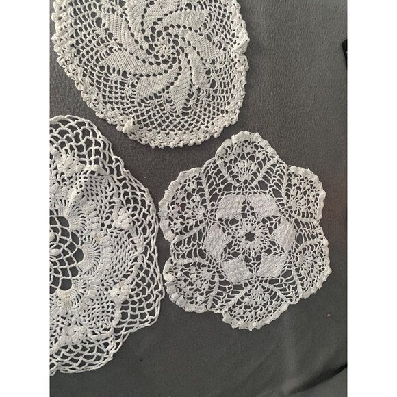 Vintage Handmade Crochet Doilies Set of 3 - Picture 5 of 12